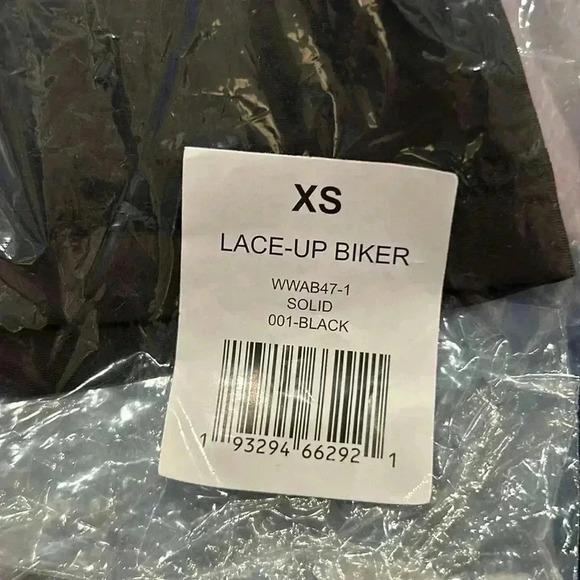 WeWoreWhat Lace-Up Biker Shorts Corset Details Black High Rise - Picture 6 of 6